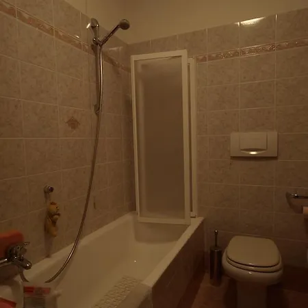 La Grolla Apartment Varenna